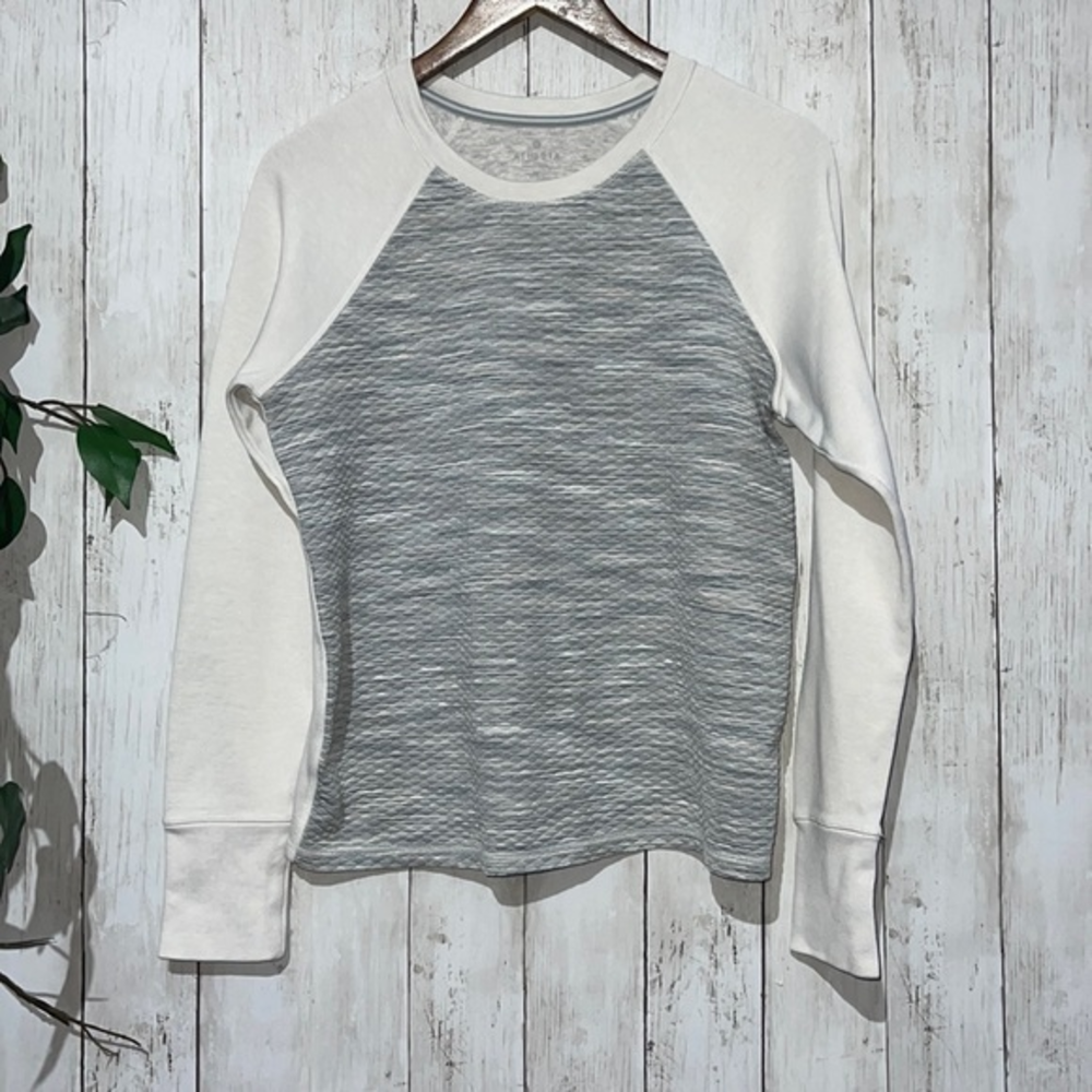 Athleta Women Gray White Quilted‎ Knit Raglan Sleeve Crew Neck Sweatshirt Medium